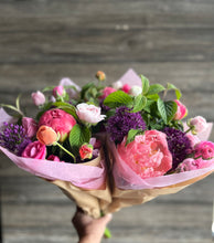 Load image into Gallery viewer, LOCAL PICK-UP ONLY: Market Bouquet 9/7