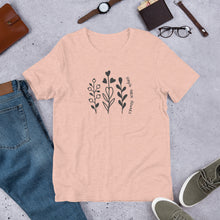 Load image into Gallery viewer, SHIRT - Peach Simple Farm Flowers T-Shirt